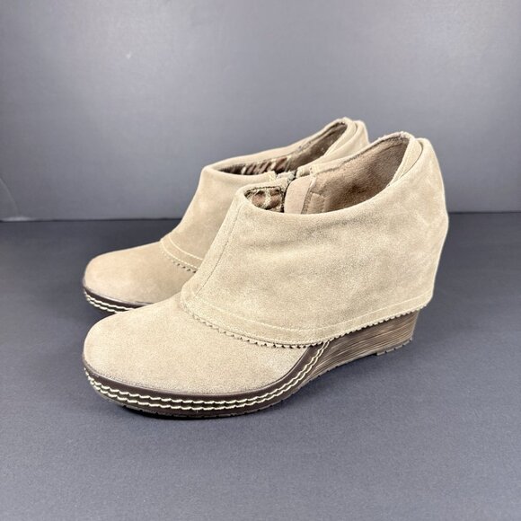 Dr. Scholls Women's Suede Ankle Boots 8M Tan Memory Foam - Picture 2 of 9